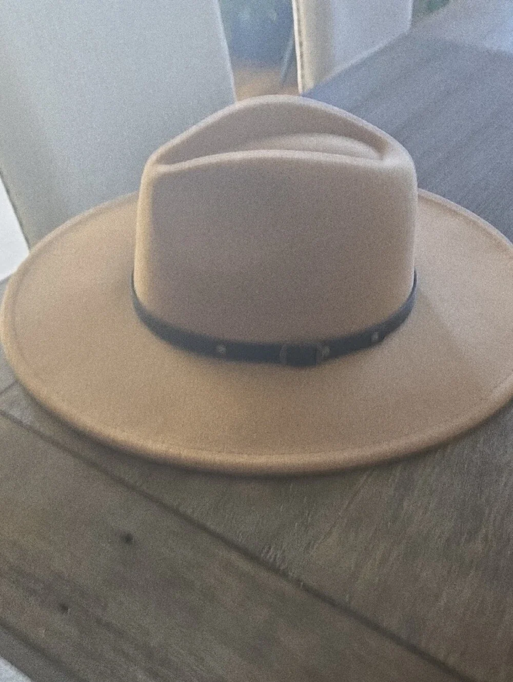 Old Navy Tan Wide-Brim Felt Fedora with Black Band - Picture 2 of 3
